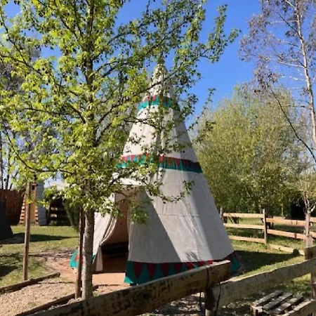 Syl-vallée Western Village * Bouglon
